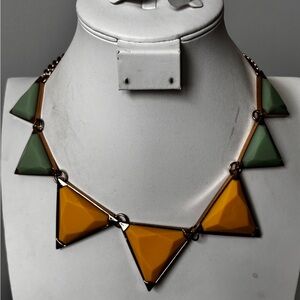 Milea Triangular shape statement necklace/ yellow and green shapes / gol…